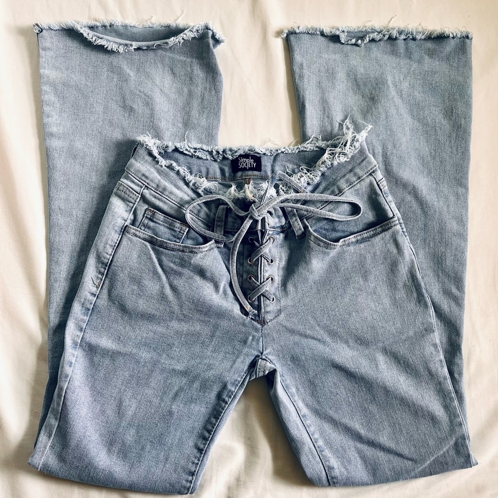 Simple Society light wash  Lace-Up Women Jeans